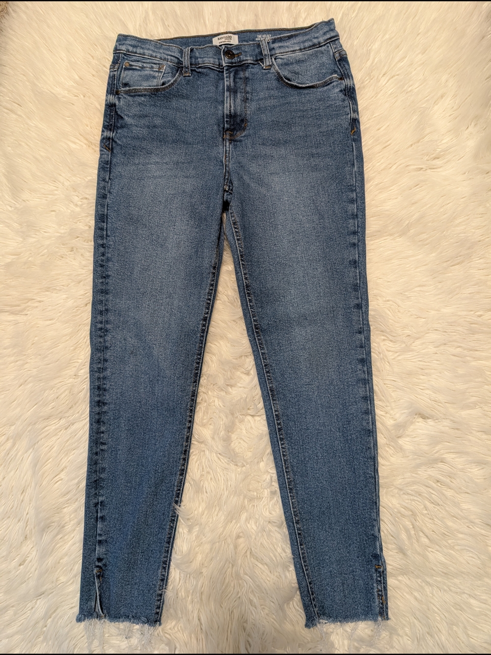 Kensie Skinny Jeans in Medium Blue Wash